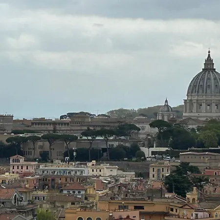 Penthouse With Terrace Close To Vatican
