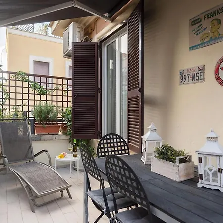 Apartman Penthouse With Terrace Close To Vatican *